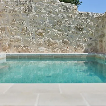 Hedera Xvi Villa *