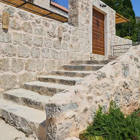 Villa Hedera Xvi *